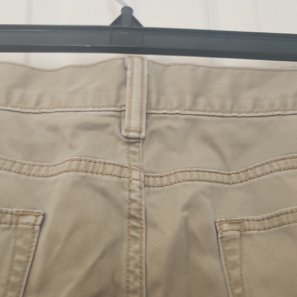 Dockers Men's Khaki Chinos - Picture 6 of 10